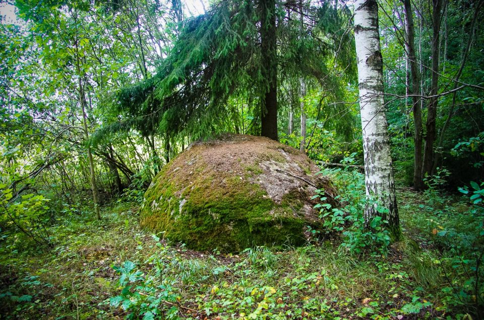 Rožkalni Witches’ Stone